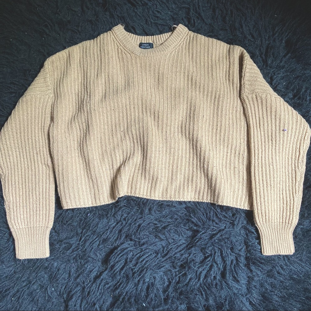 🍰 Urban Planet Cropped Sweater